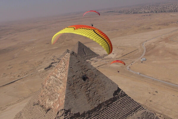 Paragliding Pyramids