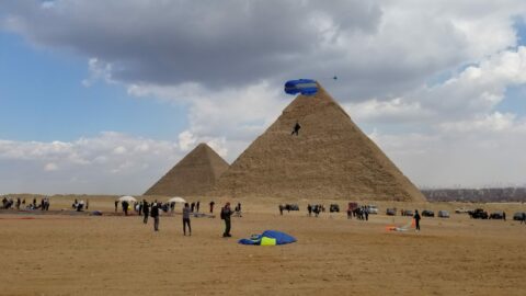 skydiving egypt pyramids